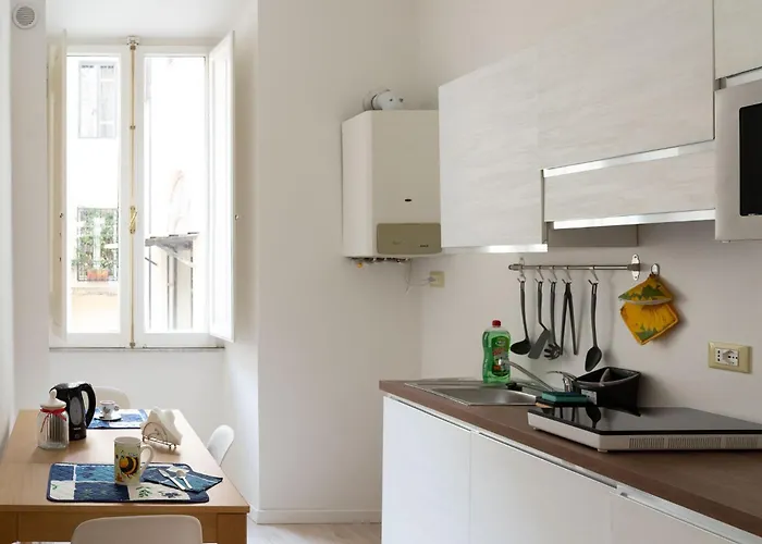 Rossovino A Apartment *